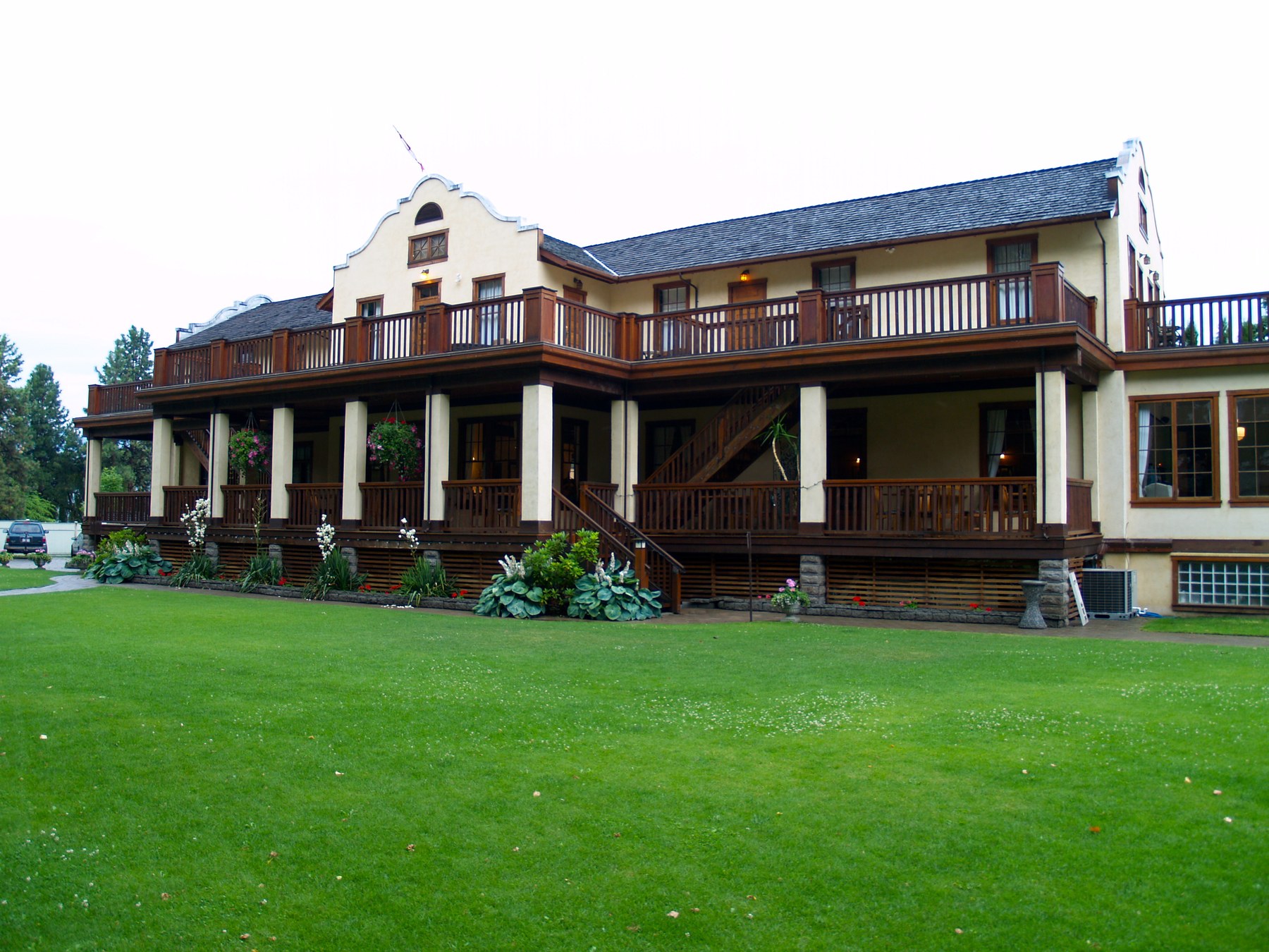 The Naramata Hotel in Naramata village